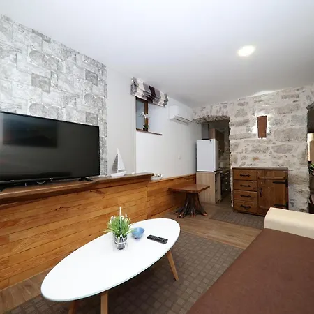 Apartment Dvor Betina (Sibenik-Knin)