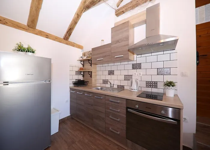 Appartement Dvor Betina (Sibenik-Knin)