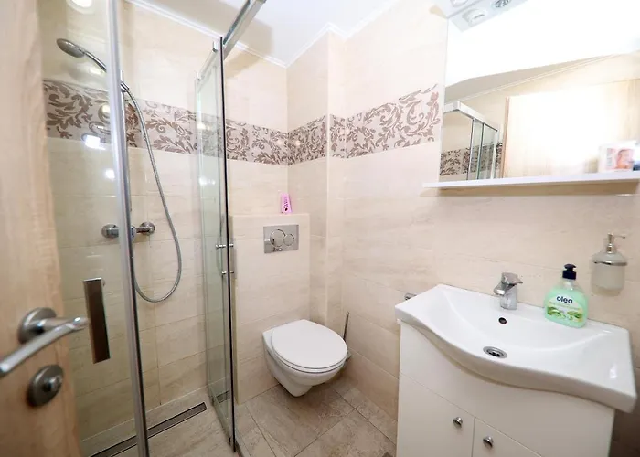 Dvor Apartamento Betina (Sibenik-Knin)