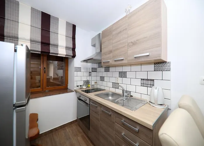 Dvor Appartement Betina (Sibenik-Knin)