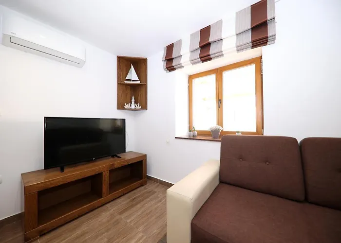 Appartement Dvor Betina (Sibenik-Knin)